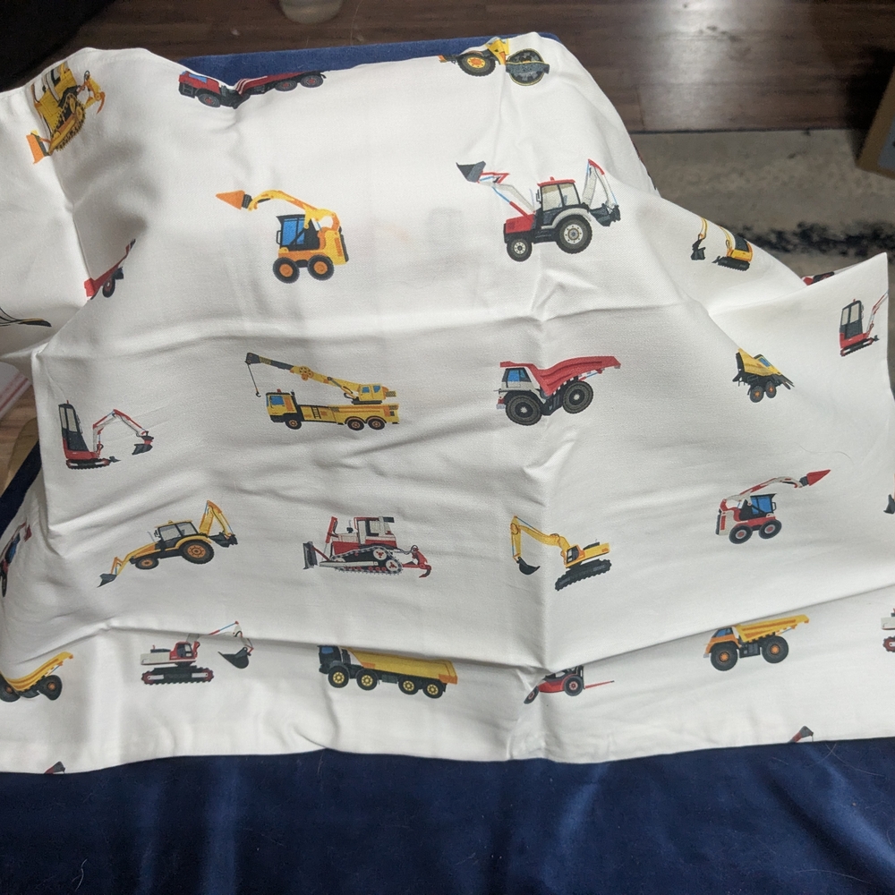 100% Organic Toddler Pillow Cases - Construction Vehicle Pictures